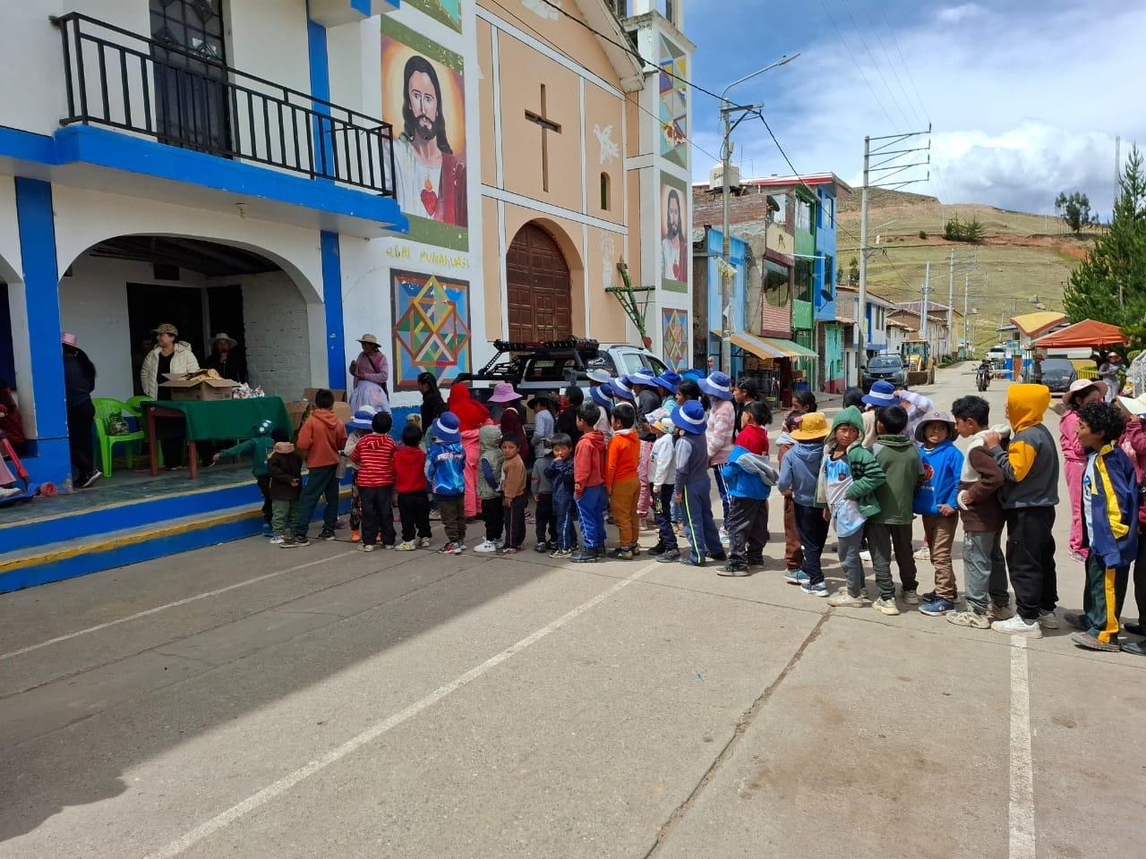 Encuentro de la campaña en Huasicancha en 2025